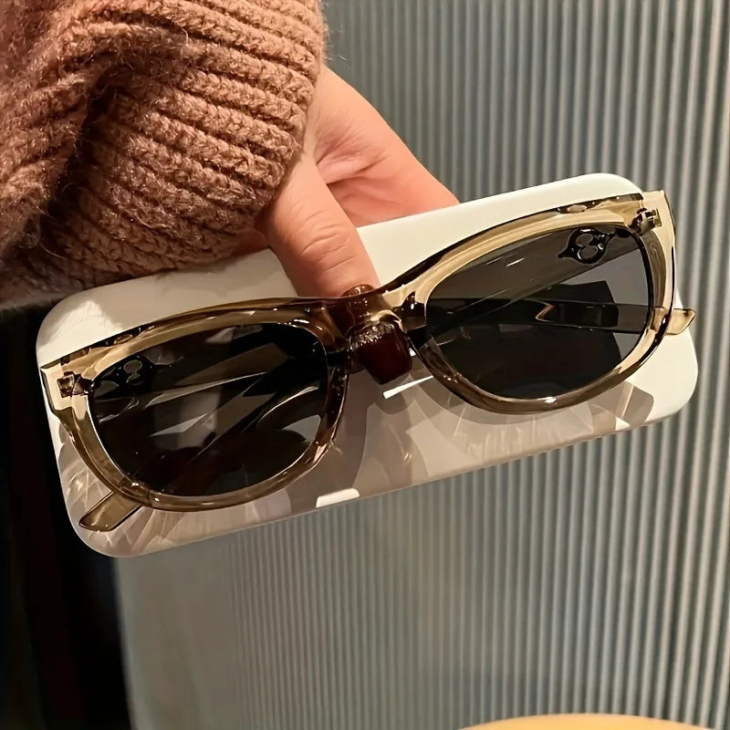 Designer Glasses,Features polycarbonate frame and anti-reflectivePCLens,Classic luxury style,It's a fashion accessory 4eva