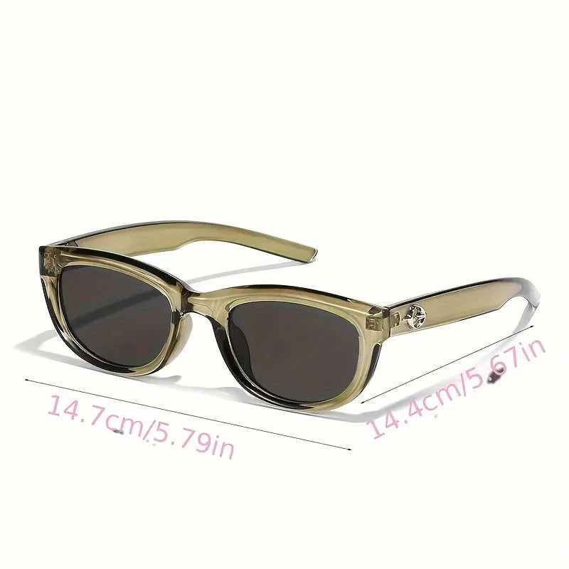 Designer Glasses,Features polycarbonate frame and anti-reflectivePCLens,Classic luxury style,It's a fashion accessory 4eva