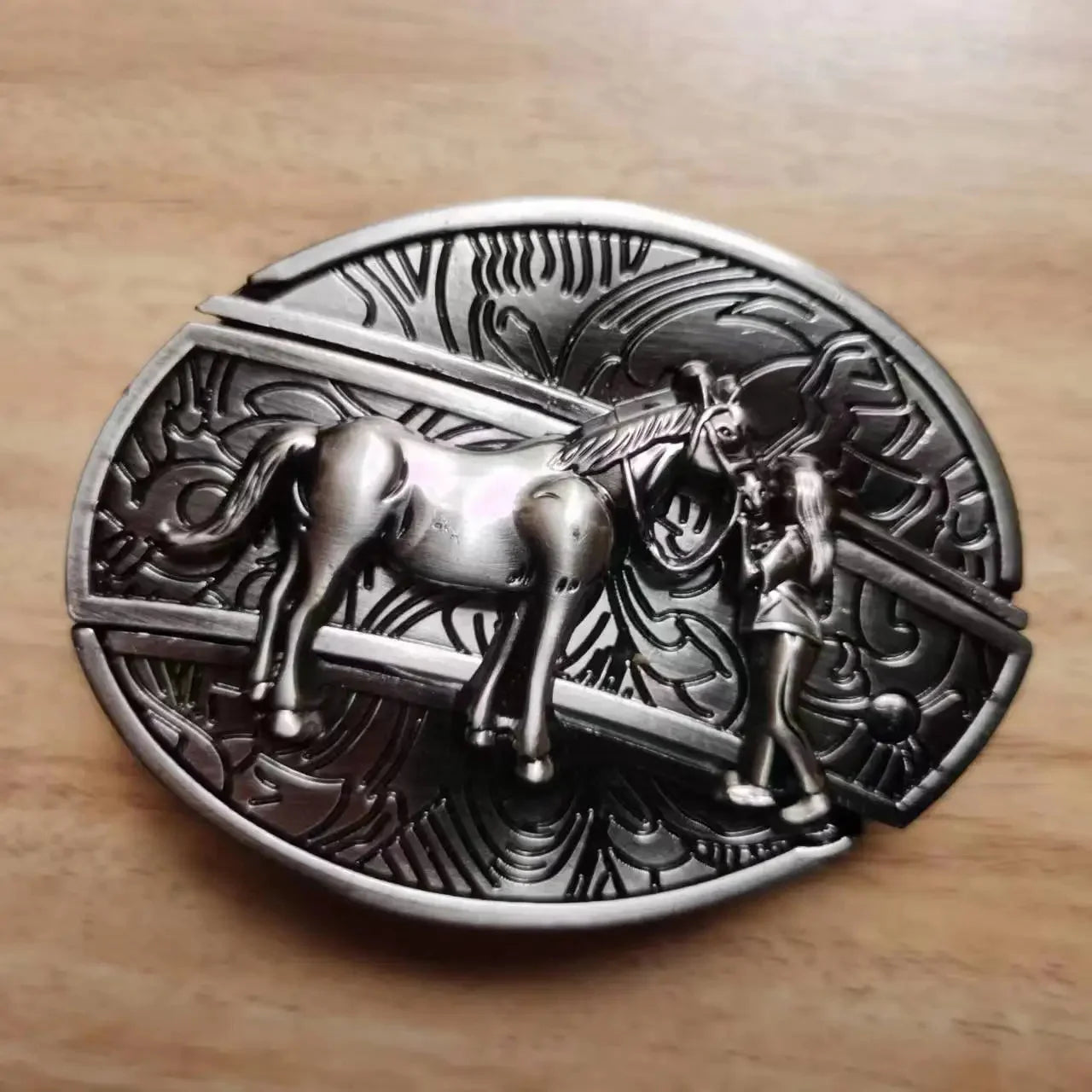 Animal punk belt buckle