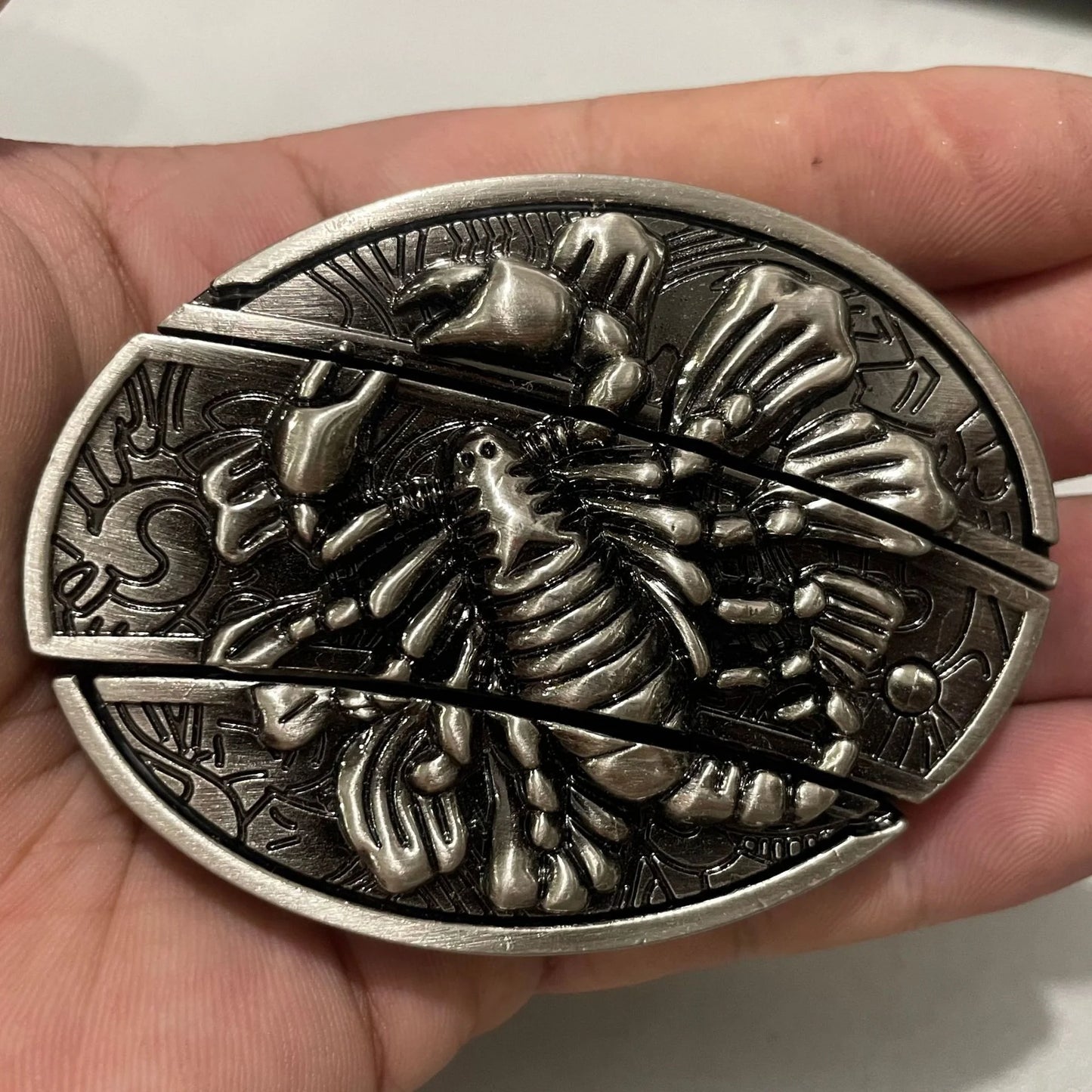 Animal punk belt buckle